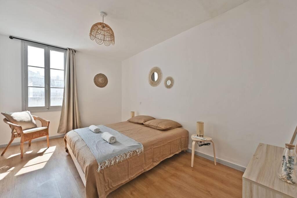Apartament Au Coeur Des Platanes - Parking Gratuit Sous-Terrain - Clim - Balcon Awinion Zewnętrze zdjęcie