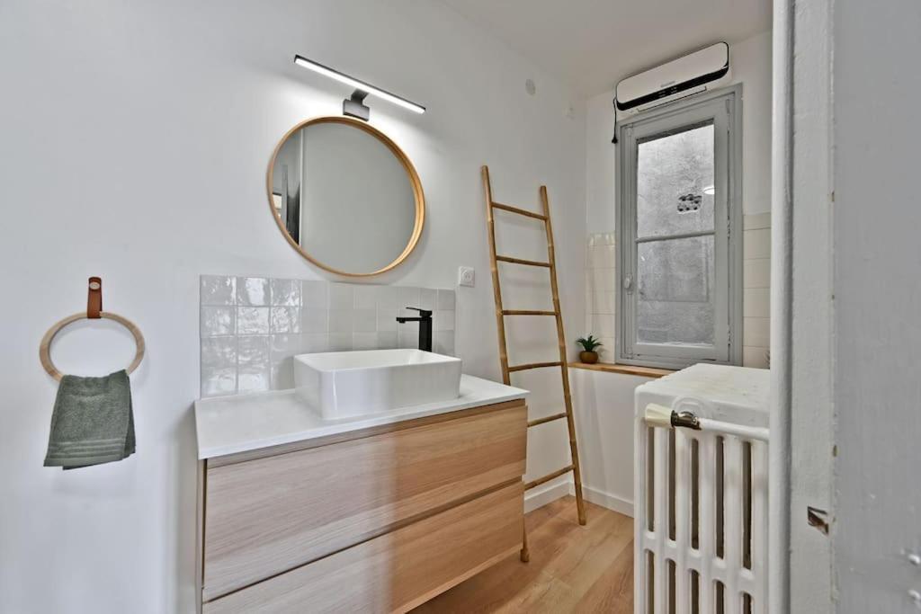 Apartament Au Coeur Des Platanes - Parking Gratuit Sous-Terrain - Clim - Balcon Awinion Zewnętrze zdjęcie