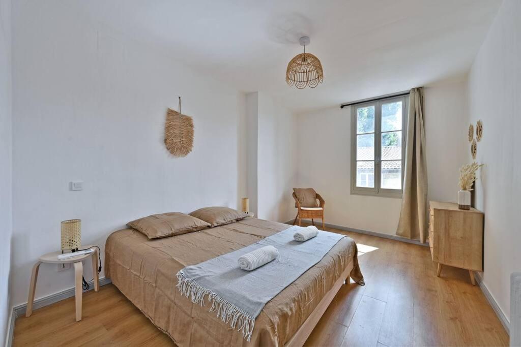 Apartament Au Coeur Des Platanes - Parking Gratuit Sous-Terrain - Clim - Balcon Awinion Zewnętrze zdjęcie