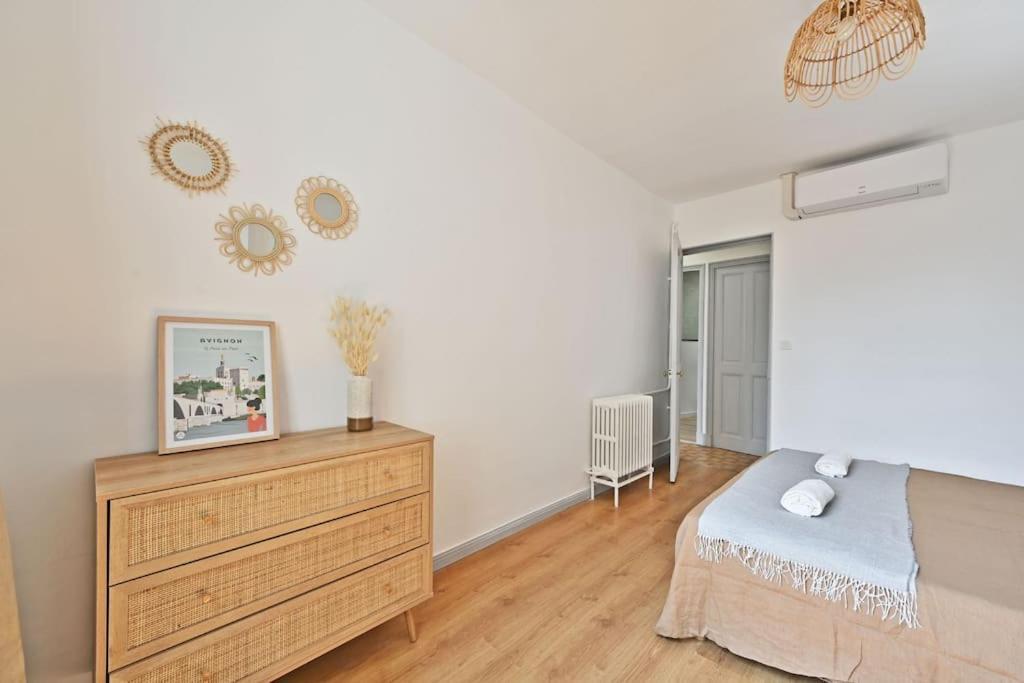 Apartament Au Coeur Des Platanes - Parking Gratuit Sous-Terrain - Clim - Balcon Awinion Zewnętrze zdjęcie